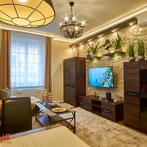  Apartment R7 Design - Hostaid Hungary