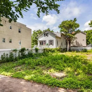  Homestay With A Private Shower United States
